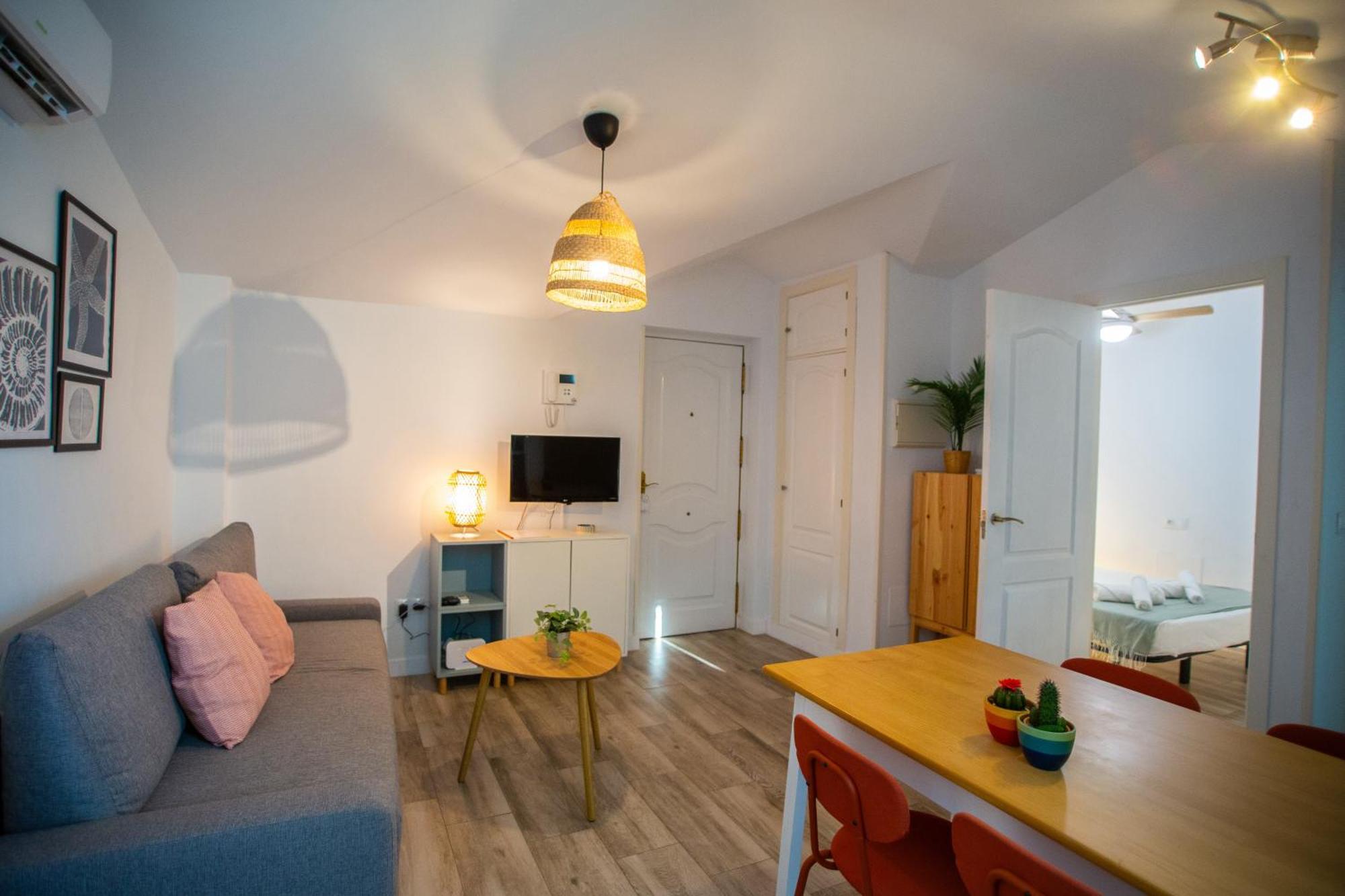 Benalhome - Tu Hogar Con Terraza Y Ducha Exterior Benalmádena Εξωτερικό φωτογραφία
