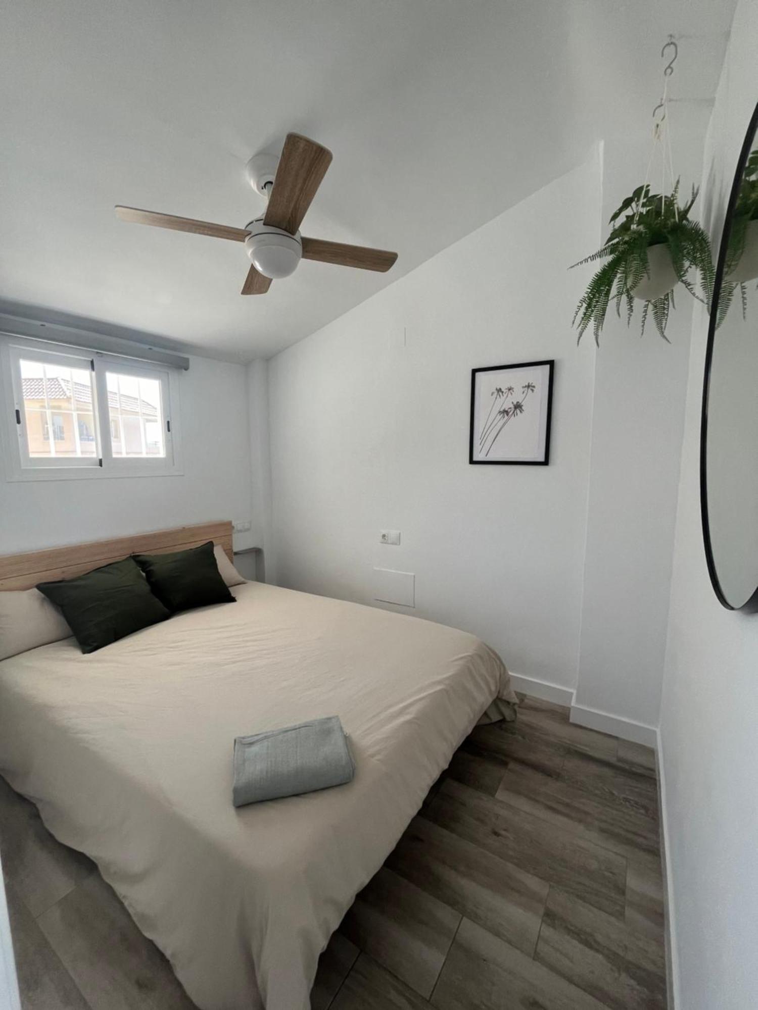 Benalhome - Tu Hogar Con Terraza Y Ducha Exterior Benalmádena Εξωτερικό φωτογραφία